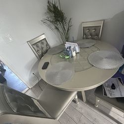 5 Piece Dining Table 