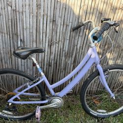 Girls Trek MT 210 / 220-series comfort hybrid