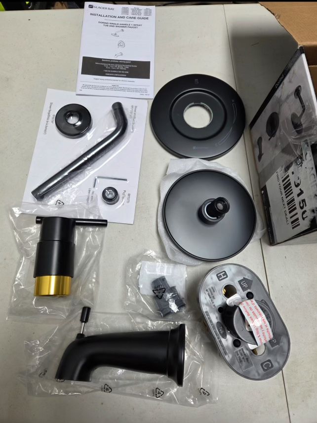 Glacier Bay Dorind Single-Handle 1-Spray Tub and Shower Faucet 1.8 GPM in Matte Black (Valve Included)
