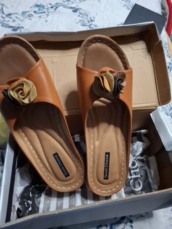 Good choice shoes size 9