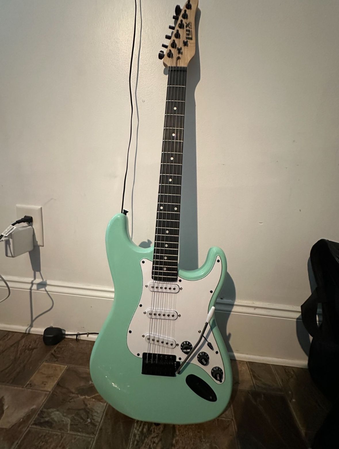 LyxPro Electric Guitar With Amp