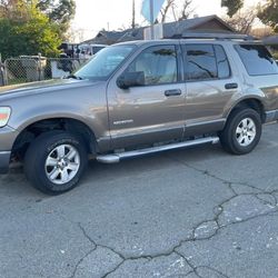 2006 Ford Explorer
