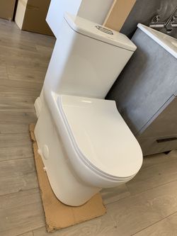 One piece design toilet nice looking toilet