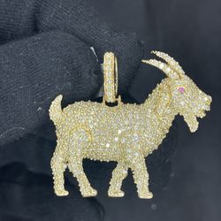Goat Diamond Charm 10kt 