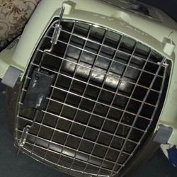 Pet Carrier $20