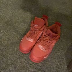 Jordan 4s