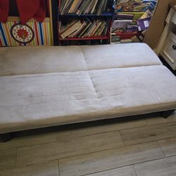 Futon Convertible 