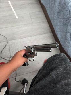 12 shot capgun toy revolver