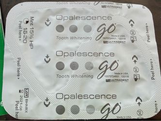 Crest Whitestrips Opalescence Go Teeth Whitening Kit LED Light