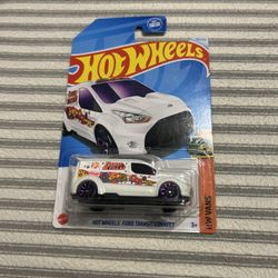 Hot wheels 1/64 scale Hot Wheels Ford Transit connect Treasure Hunt 