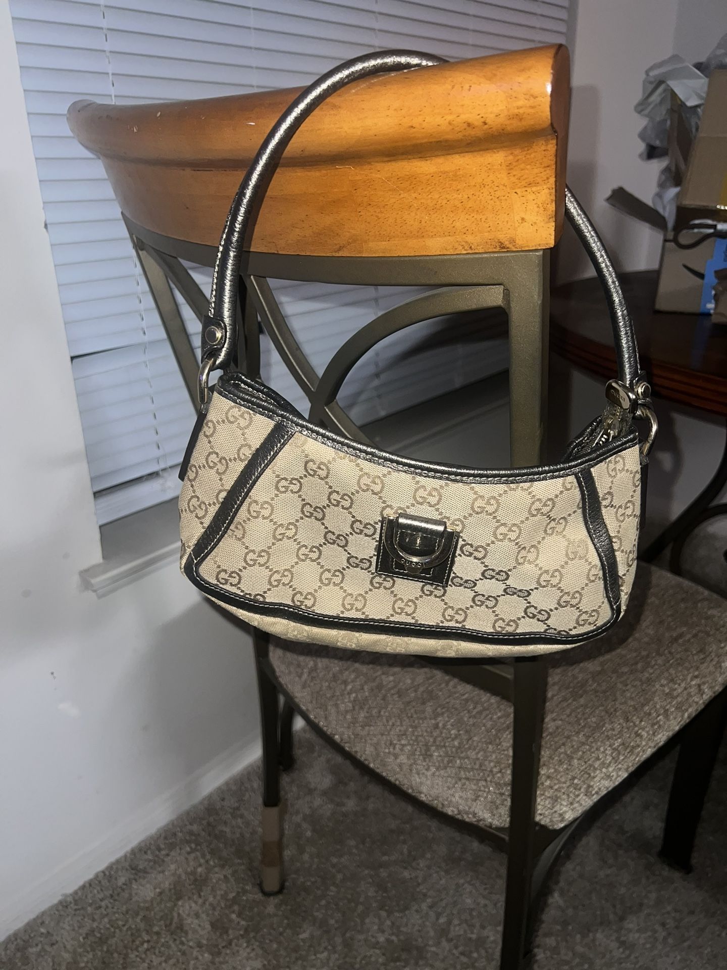 Gucci Abbey Handbag