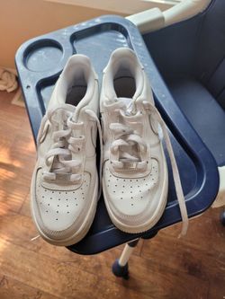 Nike, size 5.5