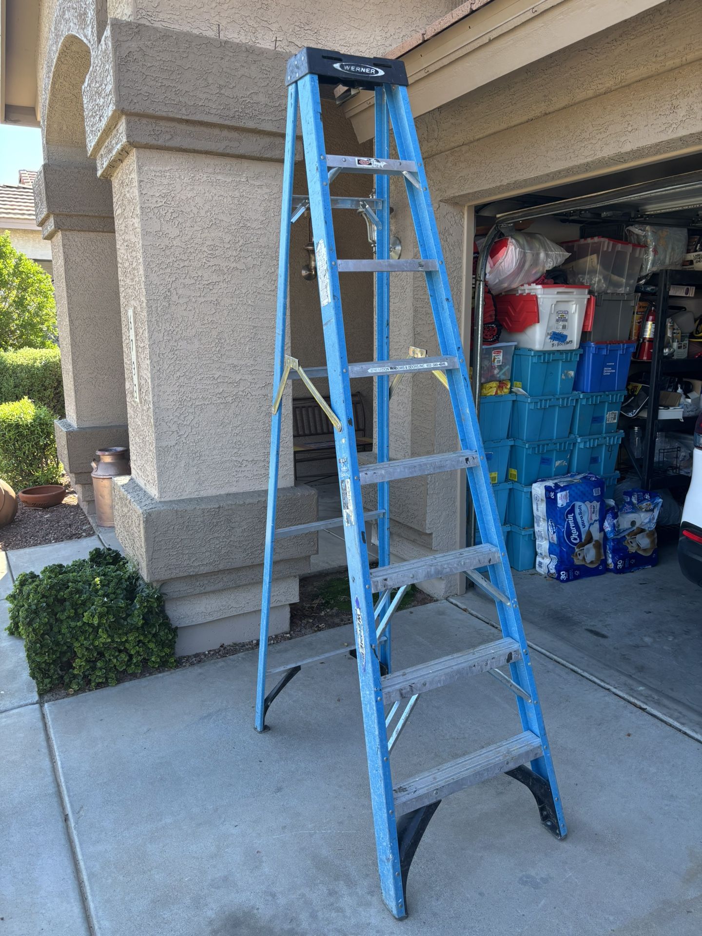 Werner 8’ Fiberglass Ladder 