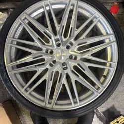 26in Vossen Wheels