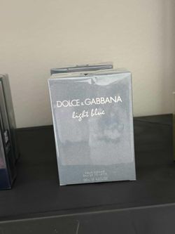Dolce and gabbana light blue cologne