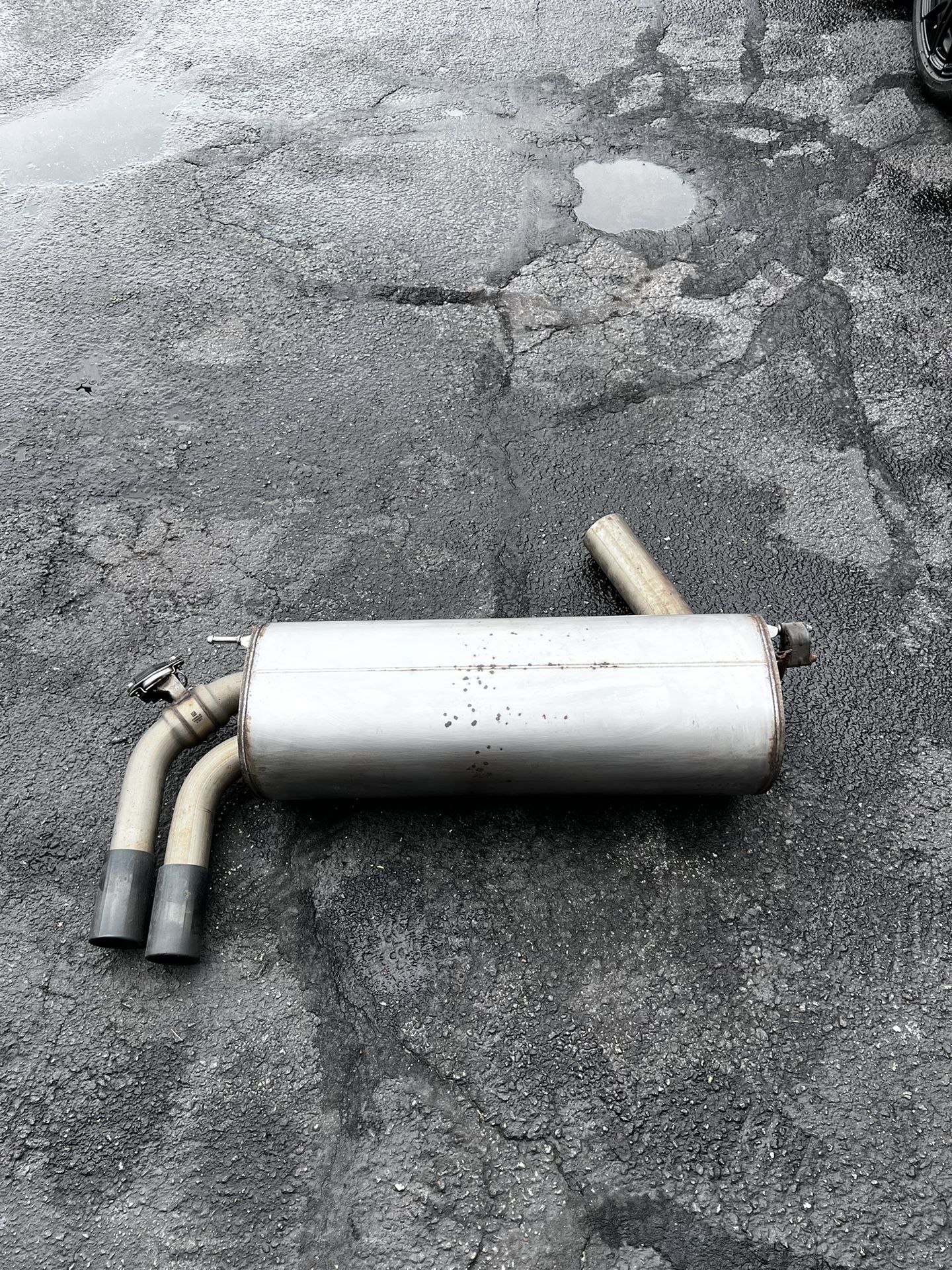 bmw f30 320,328,330 muffler