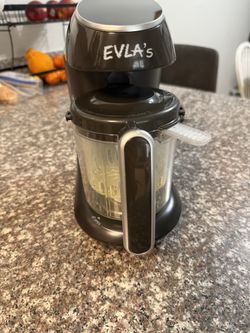 Evla’s Baby Food Maker, Steamer And Blender