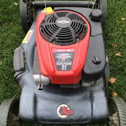Troy Bilt Professional Gas Lawn Mower. Runs Great