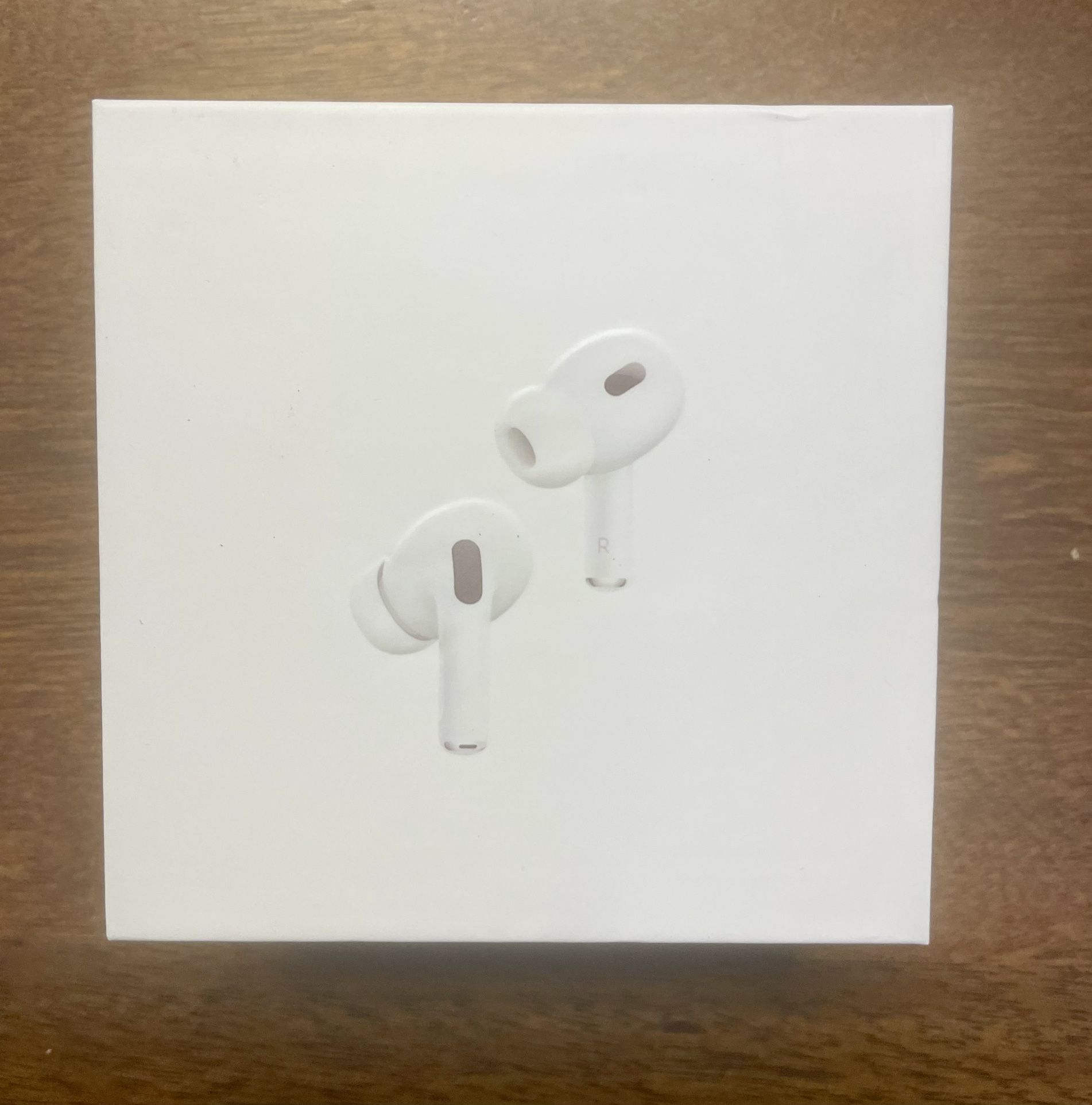 AirPods Pro (2nd generation) with MagSafe Charging Case (USB‑C)