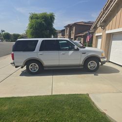2001 Ford Expedition
