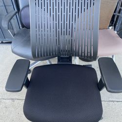 High End Ergonomic Office Desk Chair