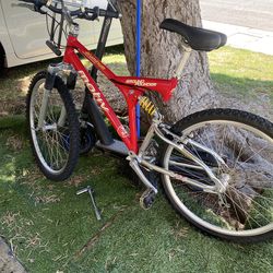 Motiv mountain bike 24 speed tires 26” aluminum frame