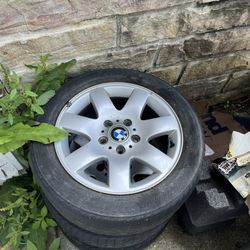 2005 3 Series 17 inch BMW rims (3)
