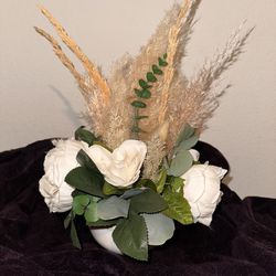 Floral Center Piece (22 Available)