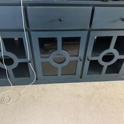 3 Cabinet Dresser