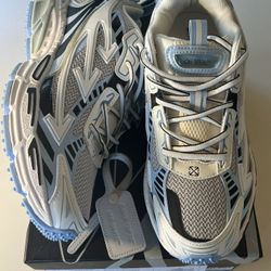 Off White Be Right Back