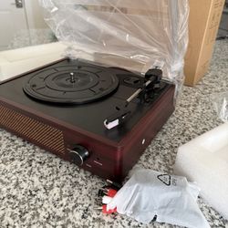 Wireless Record Player & Vinyl Case