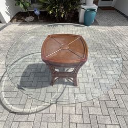 Rattan Glass Dinning Table