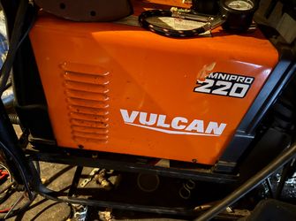 VULCAN OMNIPRO 220 Industrial Multiprocess Welder with 120/240V Input