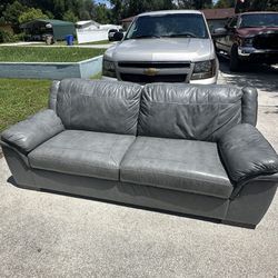 Very Nice Couch 