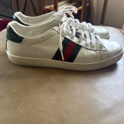 Gucci Ace Signature Tennis Shoes Size 7