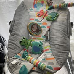 Baby Bouncer And Bassinet 