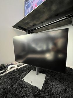 HP Z27u G3 27" USB-C Monitor – Excellent Condition! 