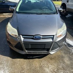 Ford Focus – Clean Title – Runs Great – Passed Emissions