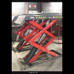Snap On 9000lb Scissor Lift