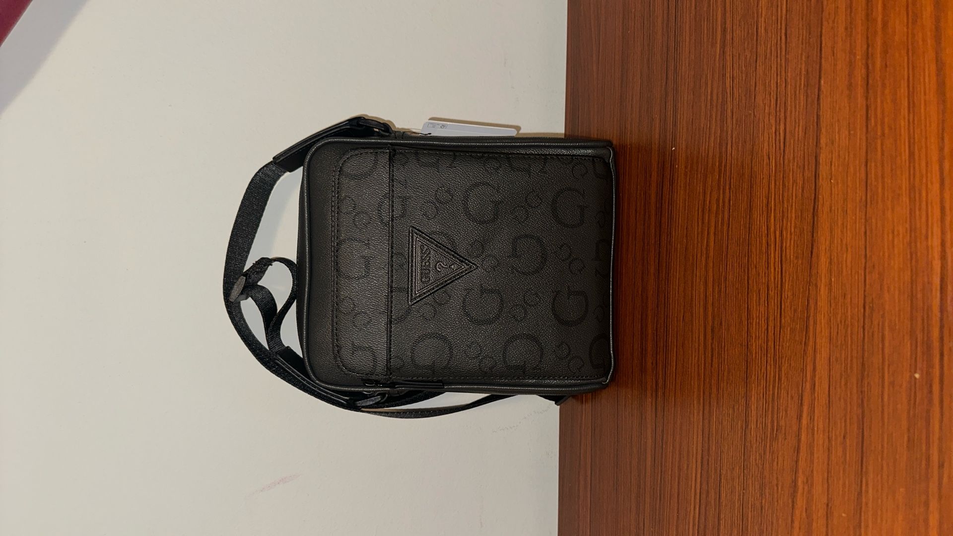 GUESS HAND BAG