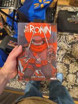 NECA TMNT Last Ronin Nightwatcher Leonardo Figure