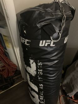 Ponching Bag Ufc 60dls