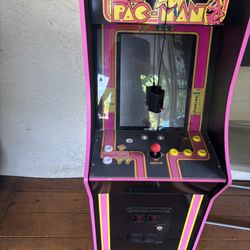 Pac-Man Machine