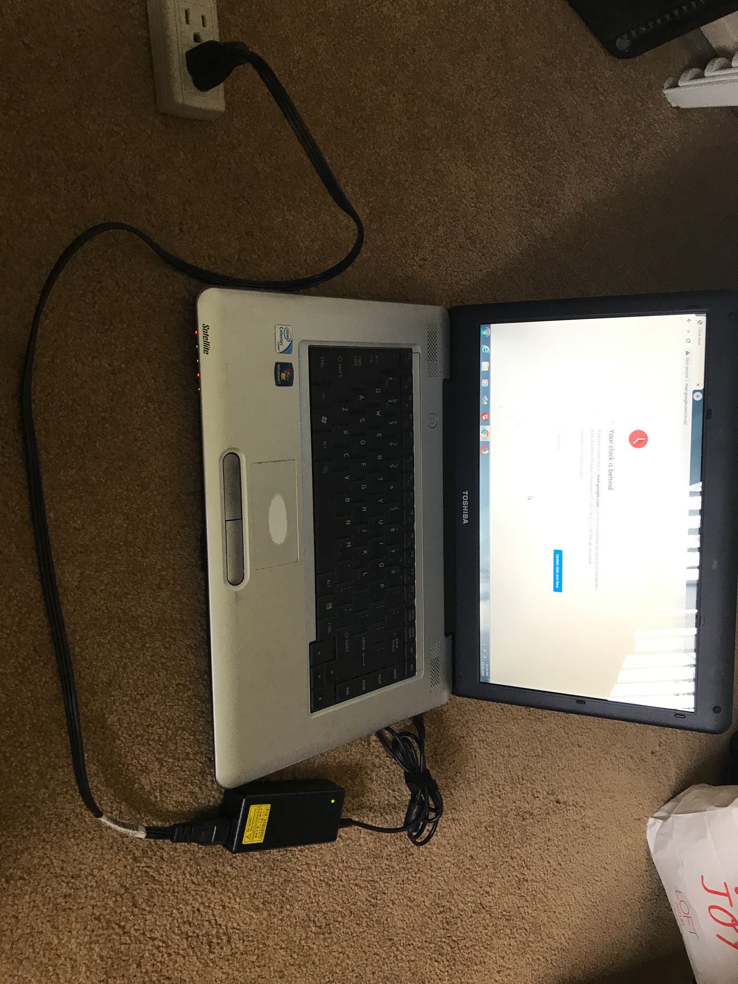 Toshiba used laptop works great with HDMI port and CD Player