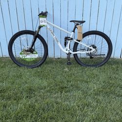 Ozark Trail FS.2 Slalom Full Suspension Mountain Bike, 29" Wheels, Medium Frame, Off-White, Adult