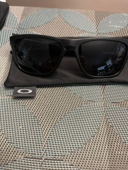 Oakley Holston Sunglasses