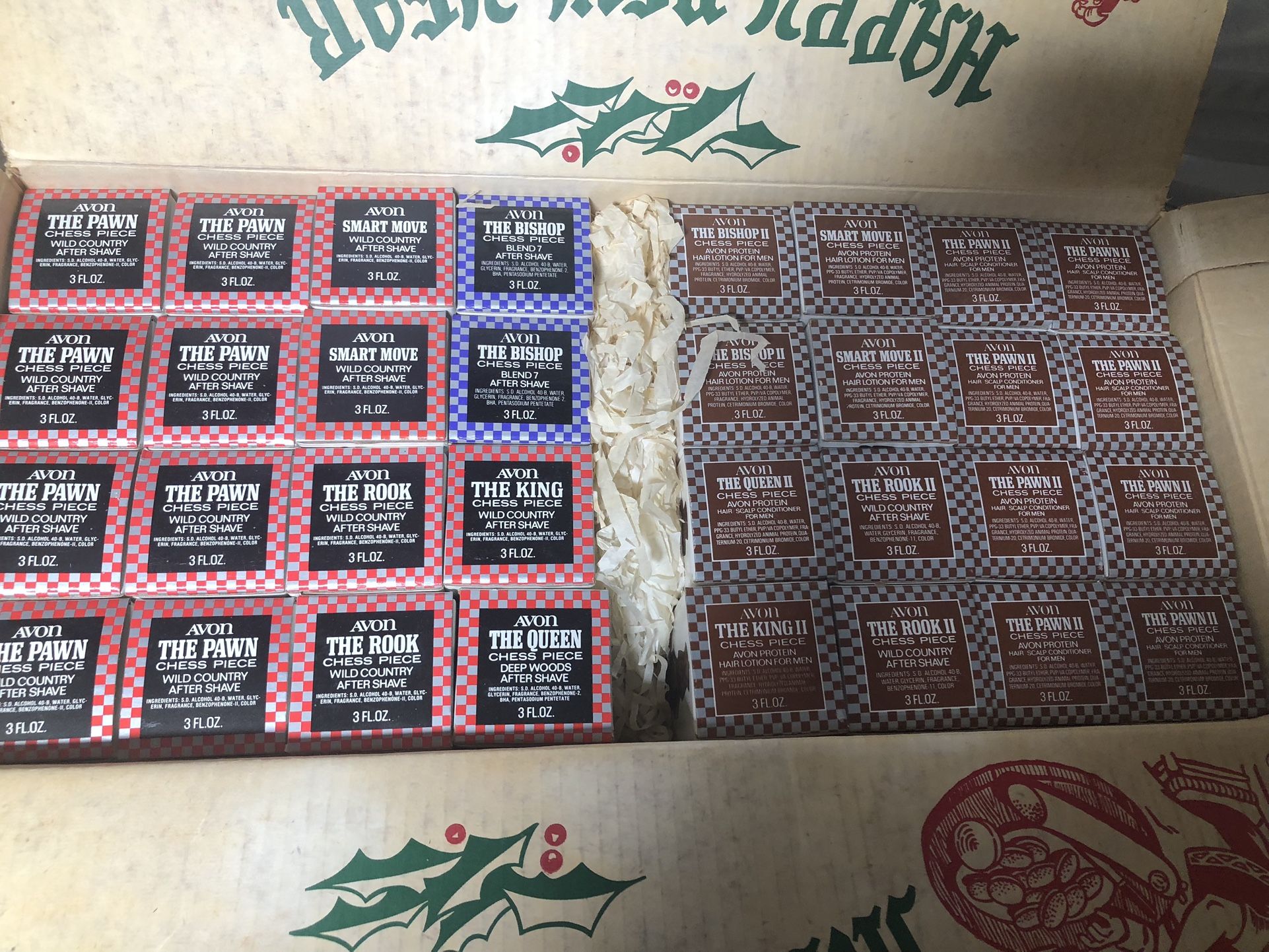Vintage Avon 32 Piece Chess Set