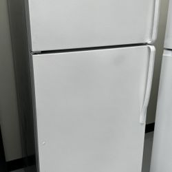 USED! Whirl Pool Top Bottom Fridge