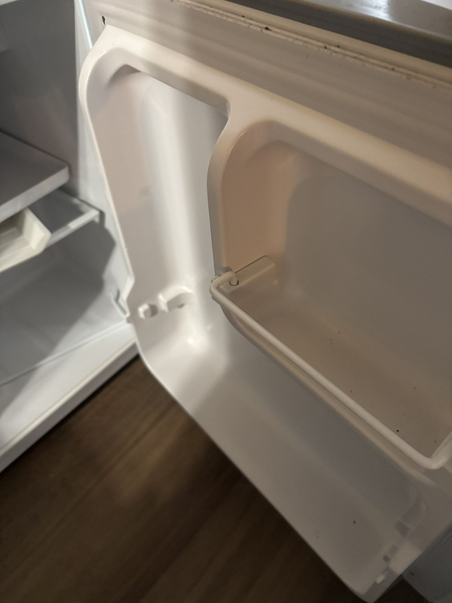 Black Decker Mini Fridge