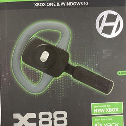 Xbox one X88 legacy headphone in box.